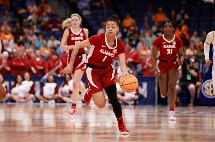 030422_WBB_AbramsMe_Tennessee_RC8697